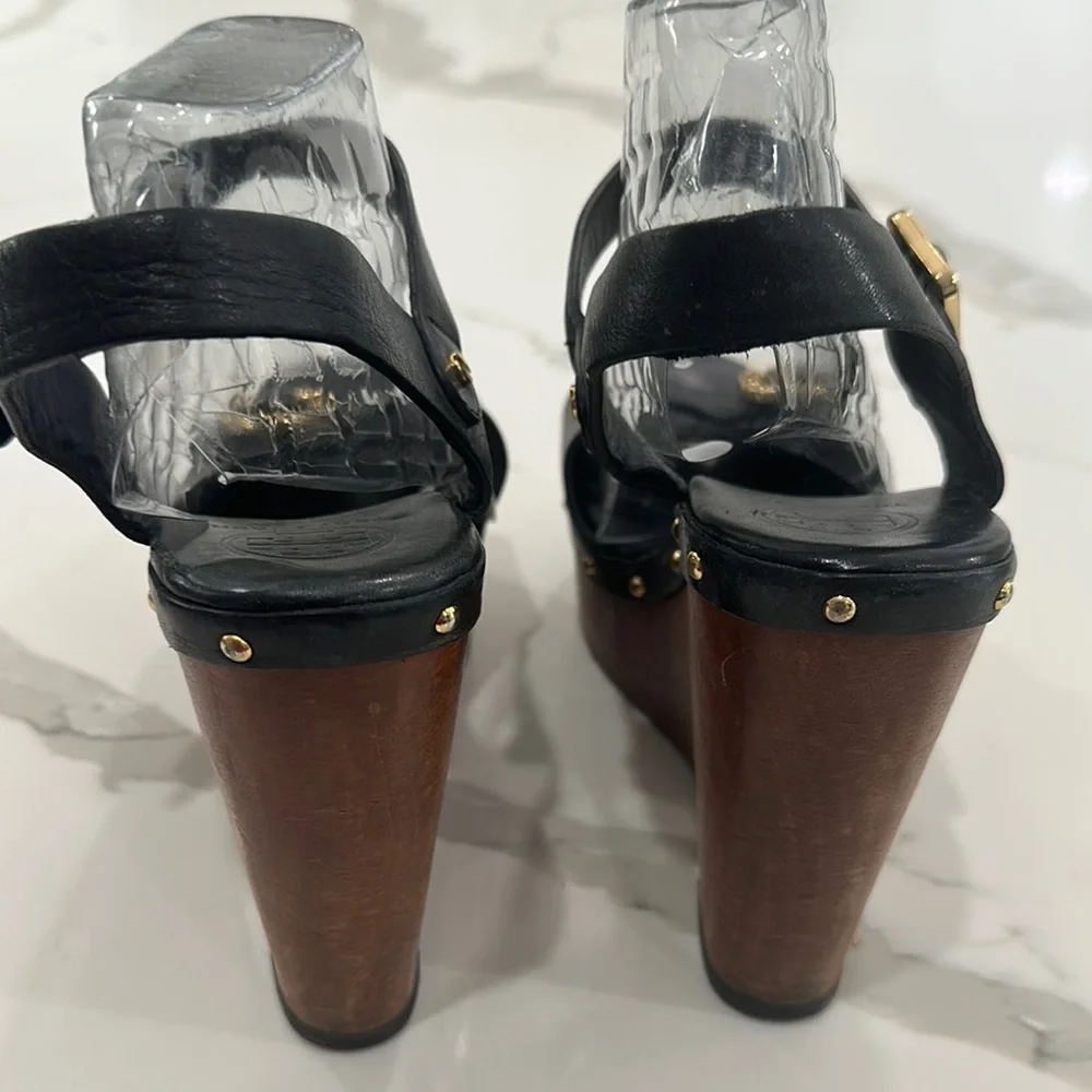 Tory Burch Black and Brown Wedge Sandals with Gold Accents - Picture 3 of 4